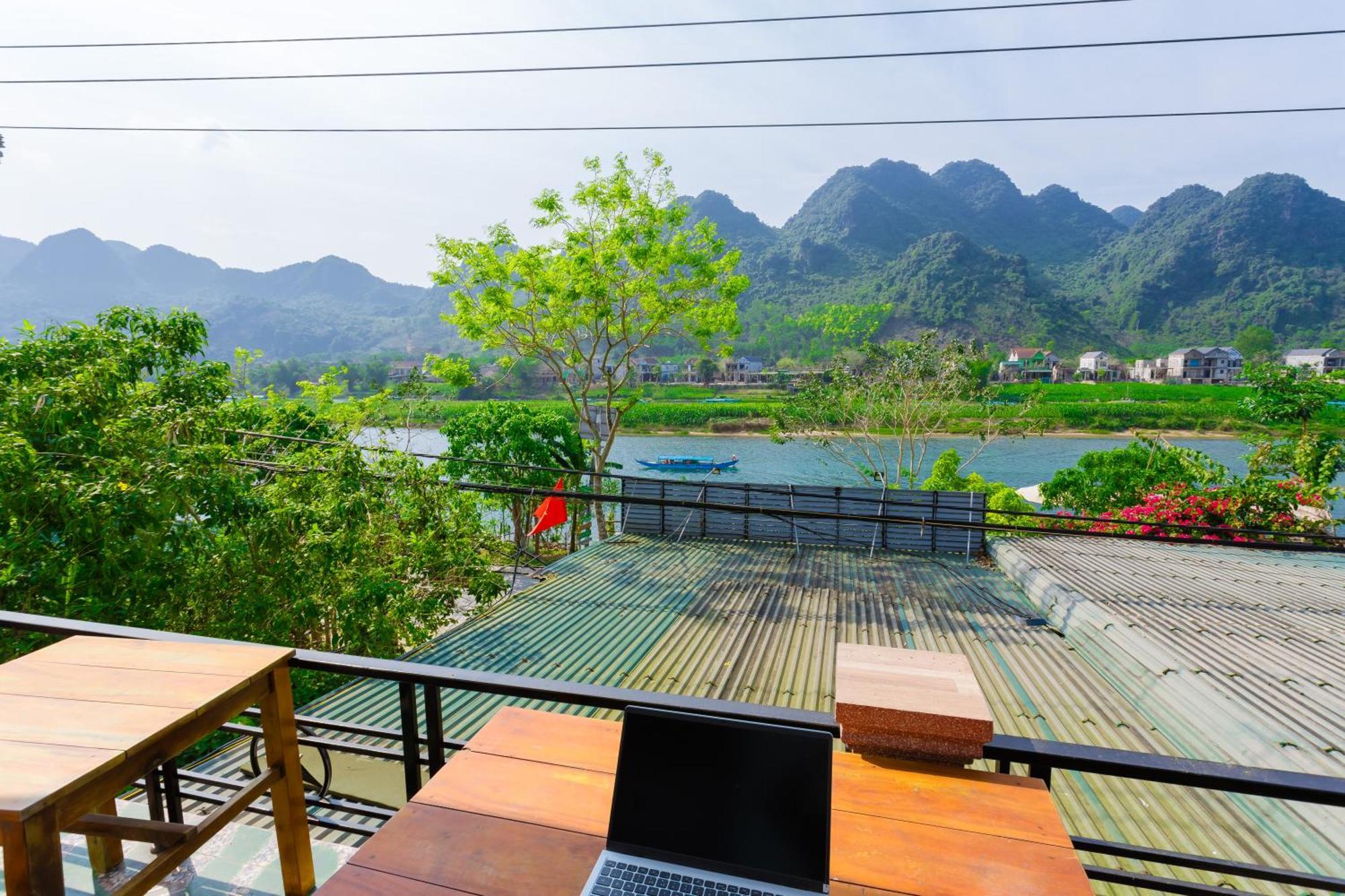 Son River Homestay Phong Nha Exteriér fotografie